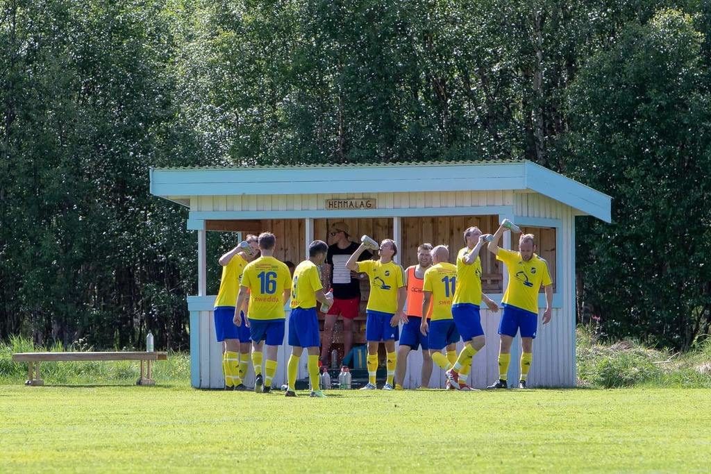 Fotboll, div 3 Mellersta Norrland, herrarLillhärdals IF - Sund IF. Foto: Viincent Grip