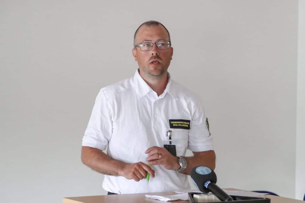 Erik Palmgren Räddningstjänstförbundet informerade om de aktuella bränderna vid en pressträff vid lunchtid på torsdagen. Foto: Morgan Grip