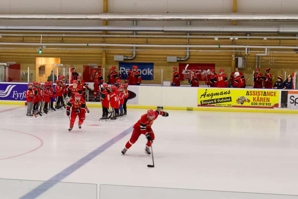 Sveg avslutade säsongen 2018-19 med storseger hemma mot Strömsund. Foto: Morgan Grip
