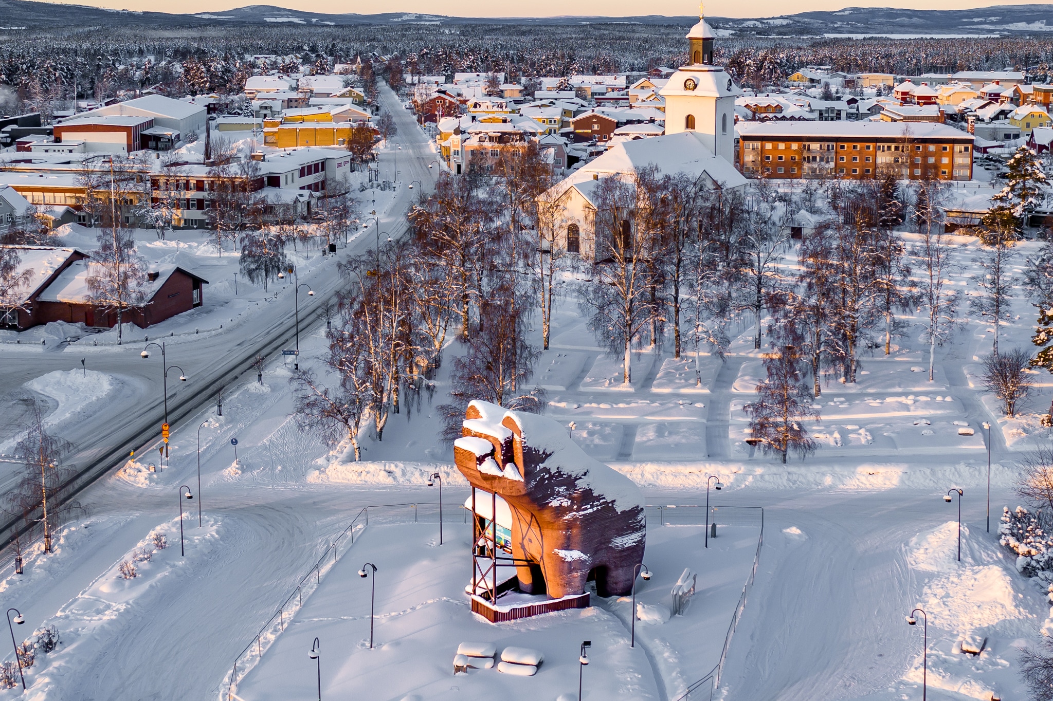 Träbjörnen i Sveg skall räddas med stålskelett. Foto: Morgan Grip