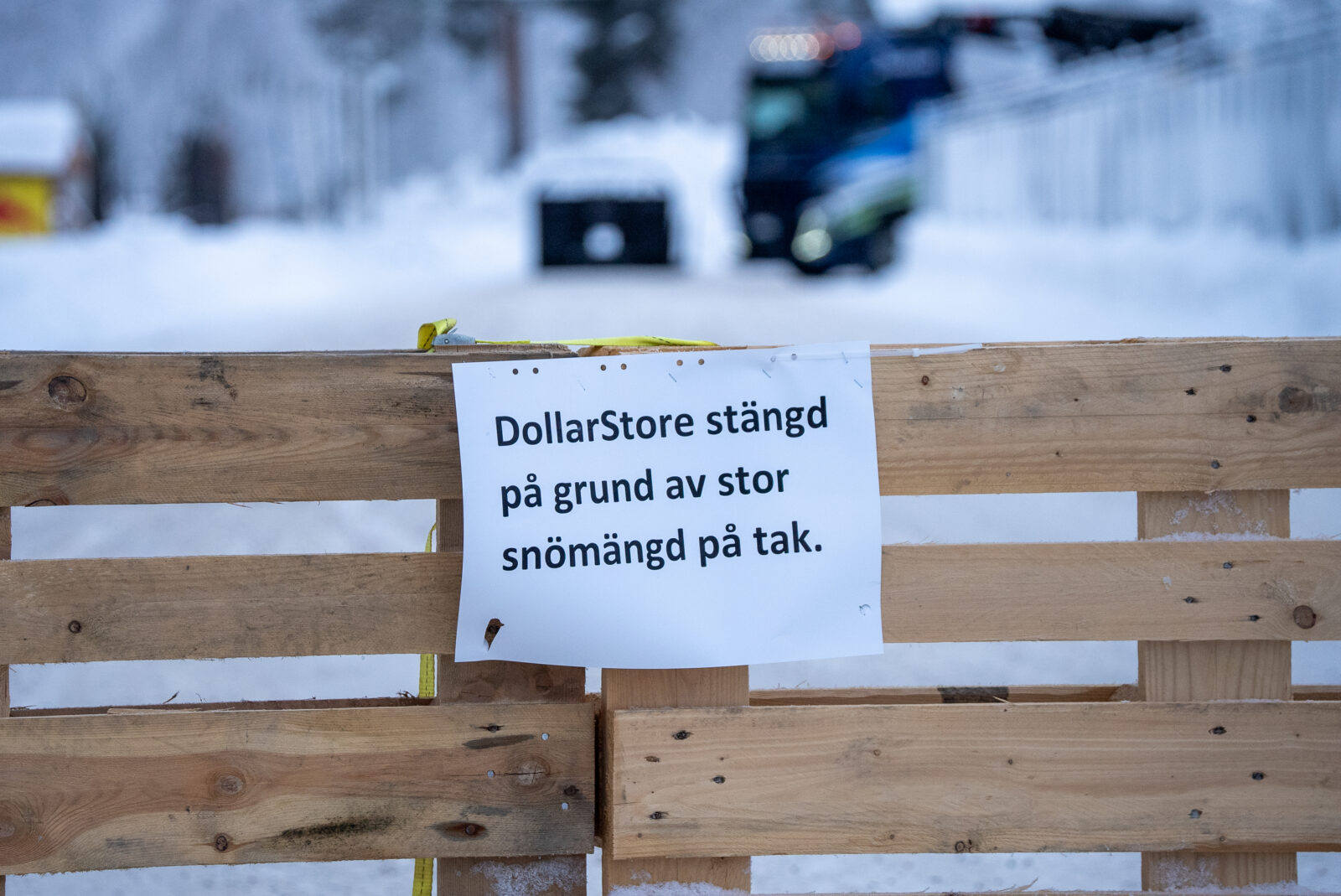 Dollarstore stängt på grund av snö. Foto: Morgan Grip